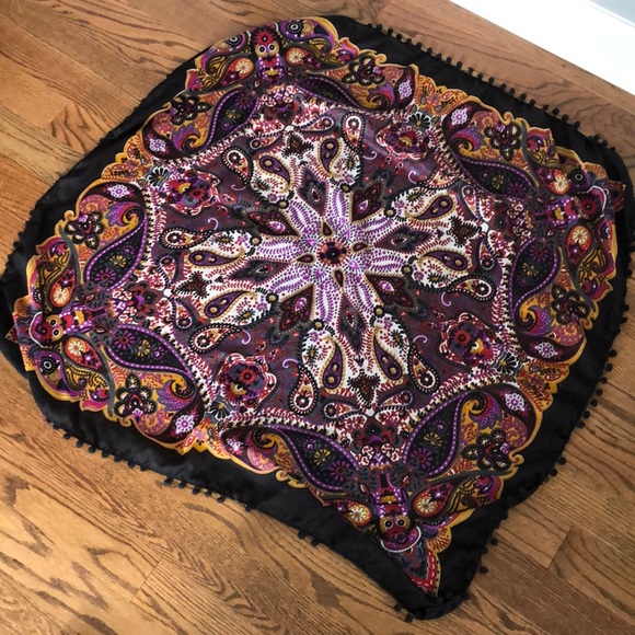 Printed Scarf from Spain - Picture 3 of 3